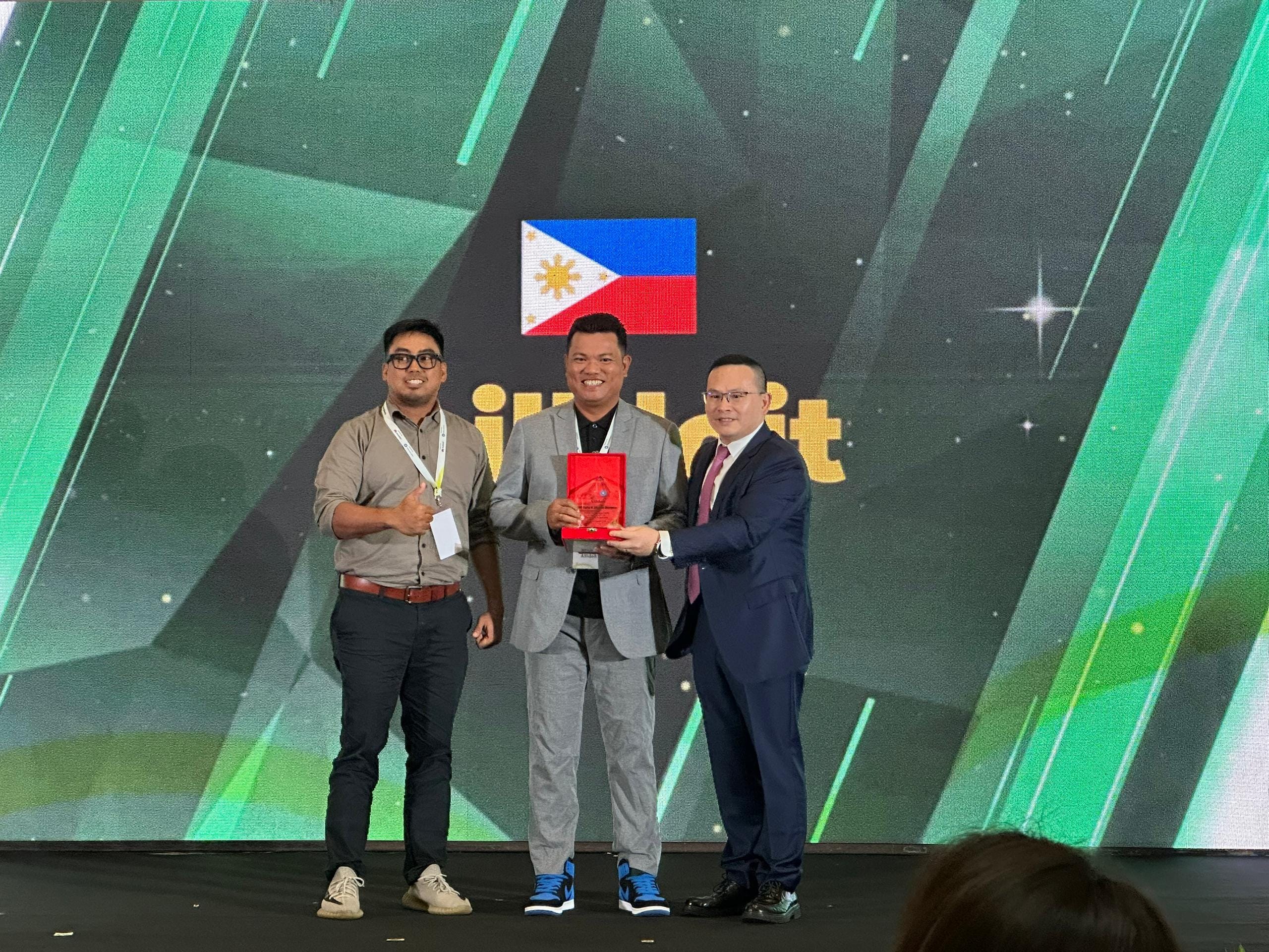 Group walking between sessions